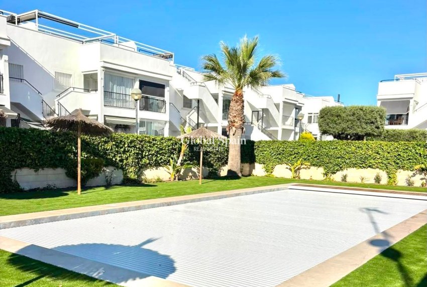 Odsprzedaż - MIESZKANIE -
TORREVIEJA - 