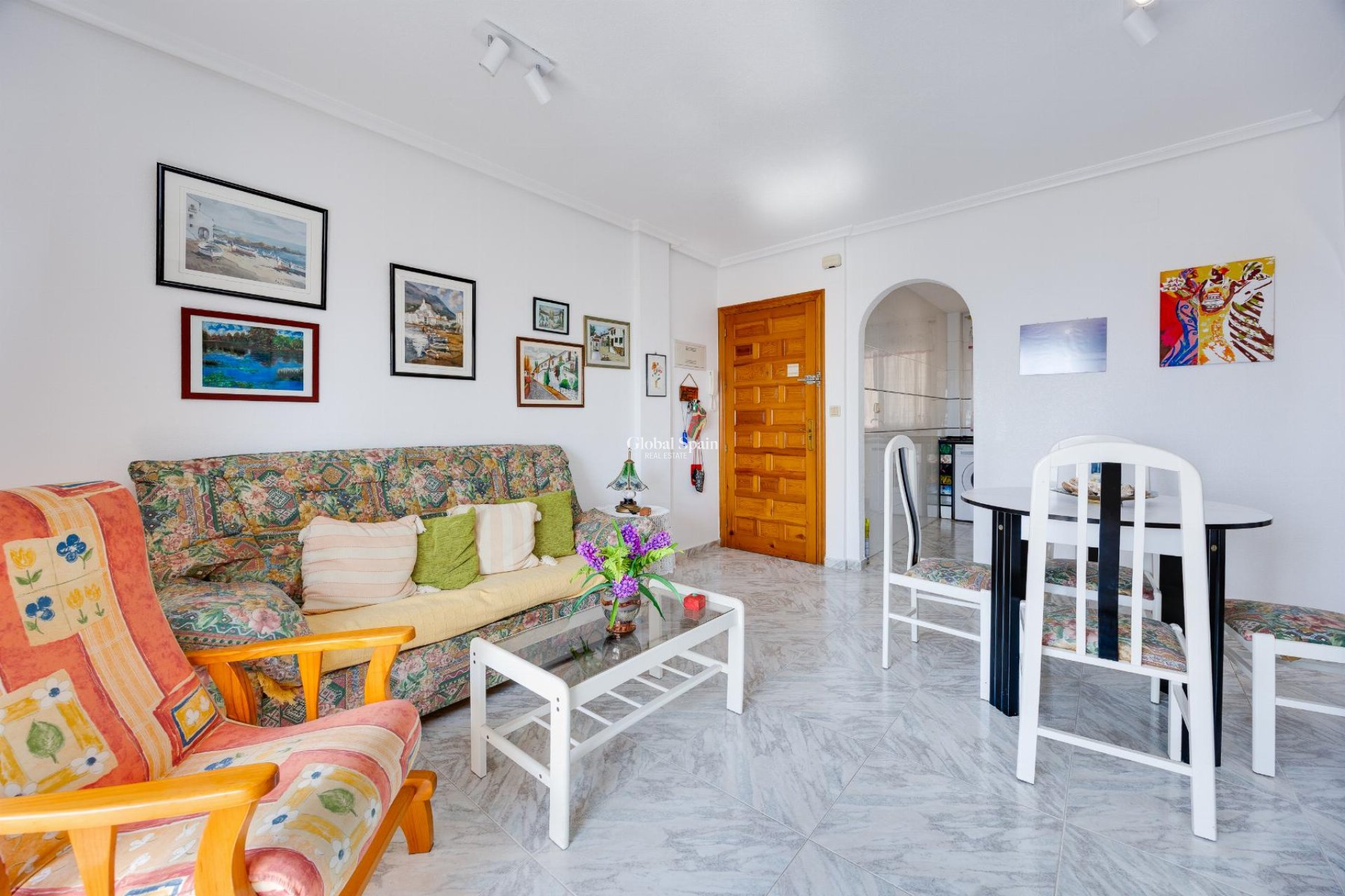 Odsprzedaż - MIESZKANIE -
TORREVIEJA - 