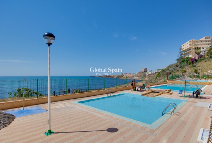 Odsprzedaż - MIESZKANIE -
TORREVIEJA - 