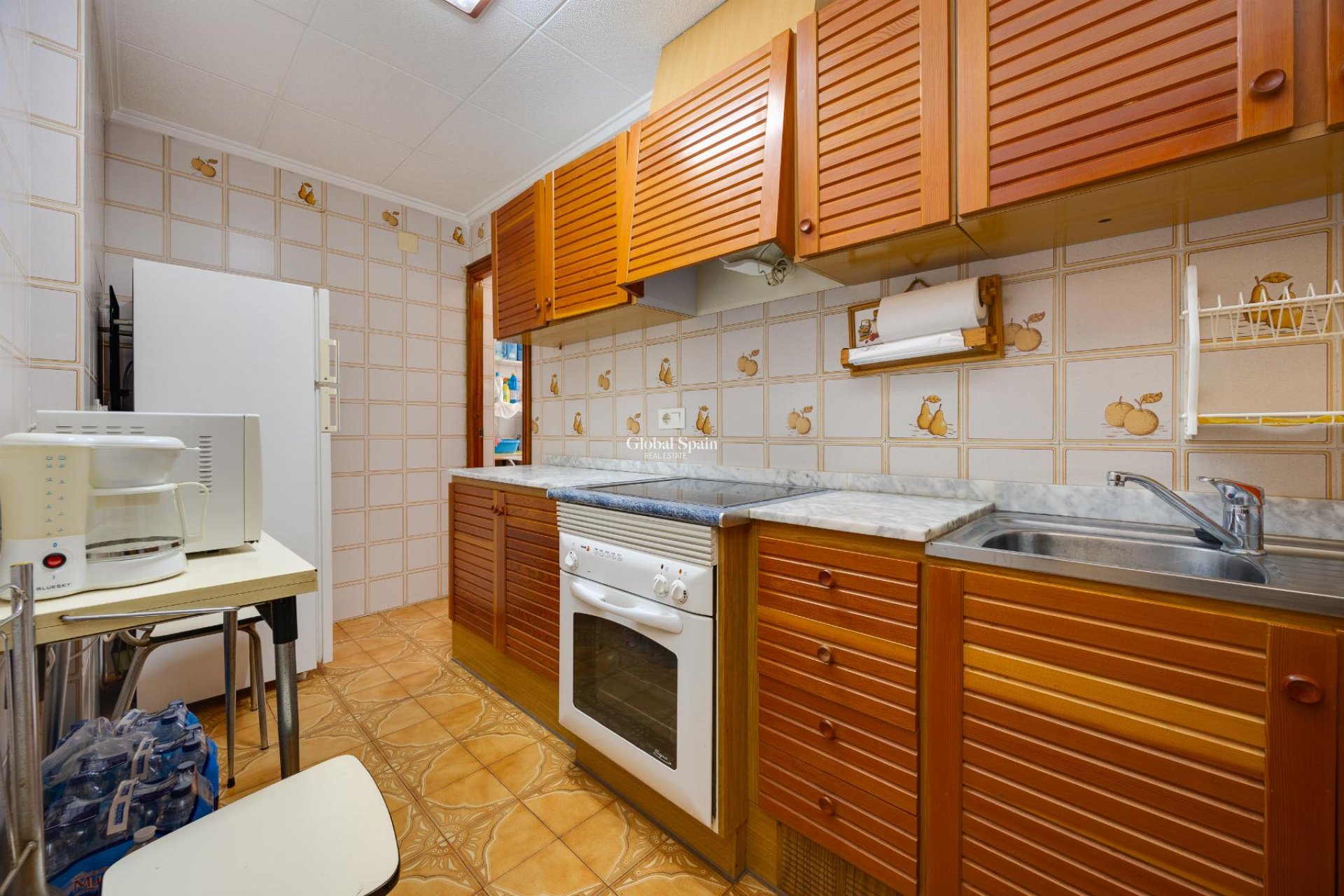 Odsprzedaż - MIESZKANIE -
TORREVIEJA - 