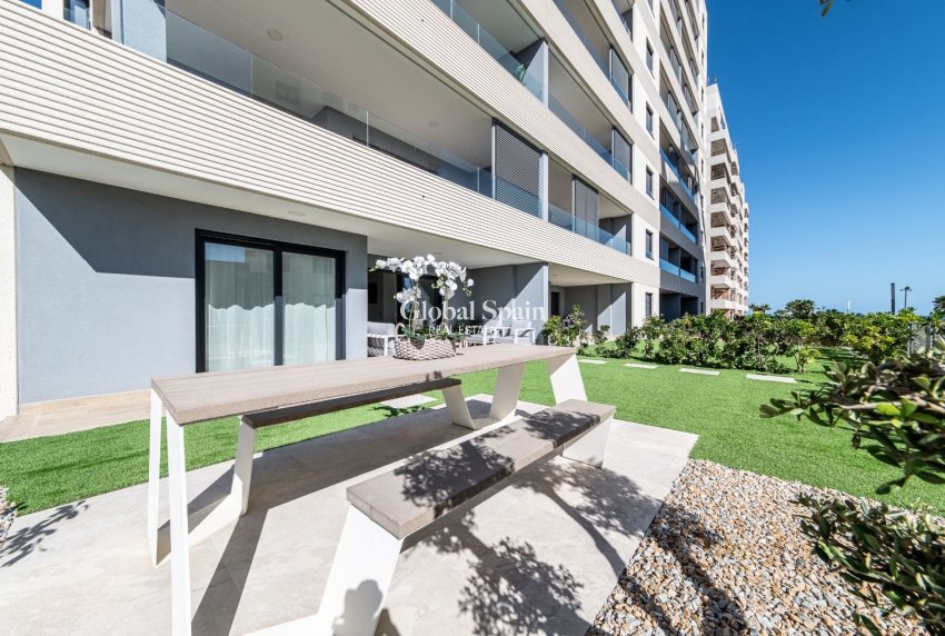 Odsprzedaż - MIESZKANIE -
TORREVIEJA - 