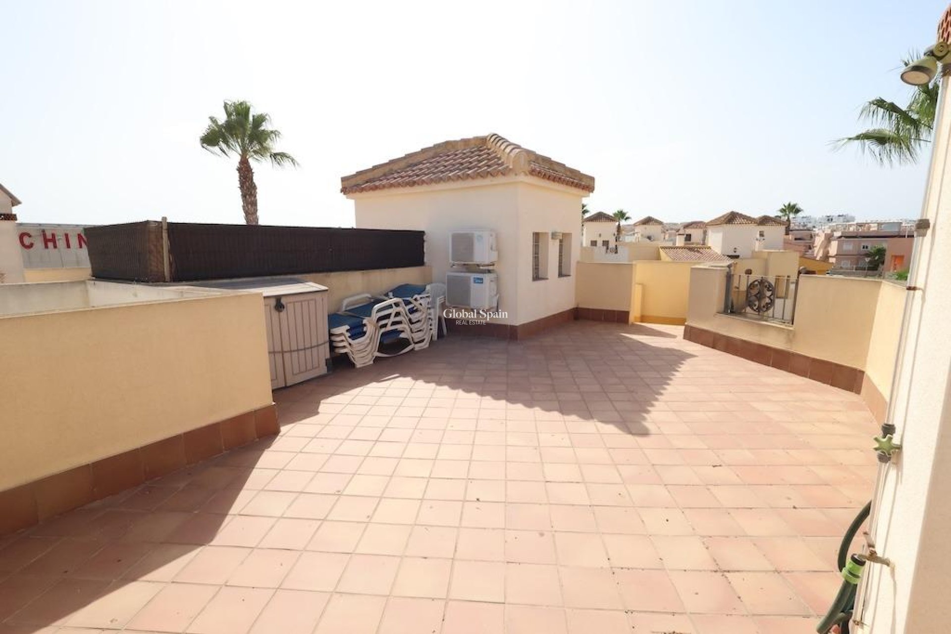 Odsprzedaż - MIESZKANIE -
TORREVIEJA - 