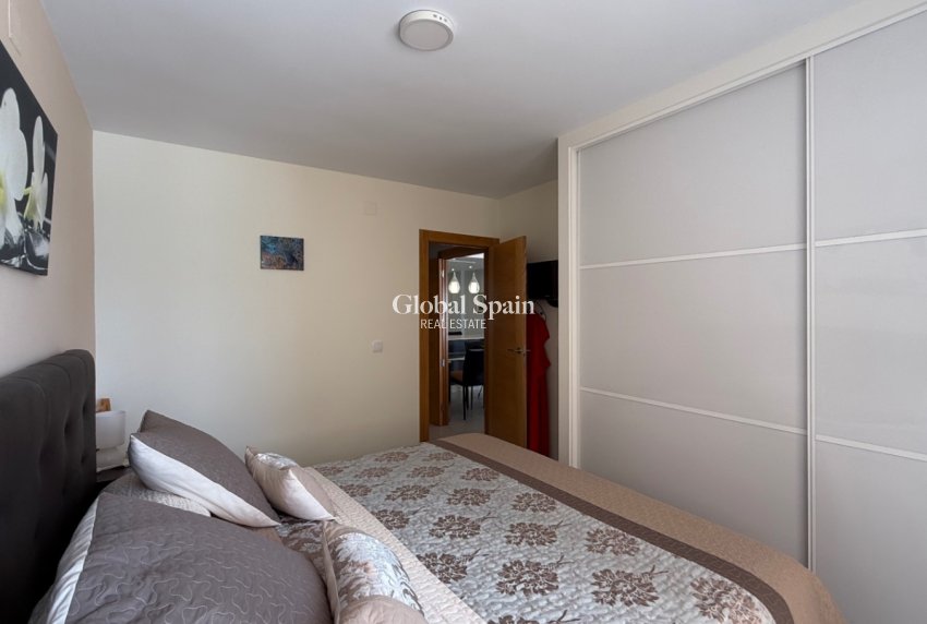 Odsprzedaż - MIESZKANIE -
TORREVIEJA - 