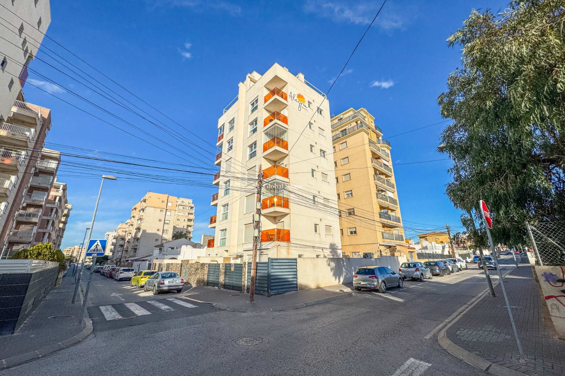 Odsprzedaż - MIESZKANIE -
TORREVIEJA - 