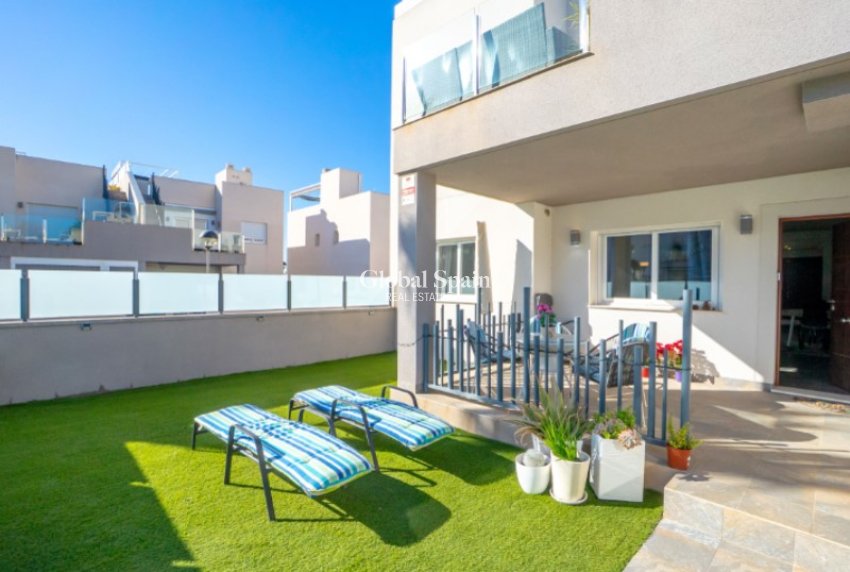 Odsprzedaż - MIESZKANIE -
TORREVIEJA - 