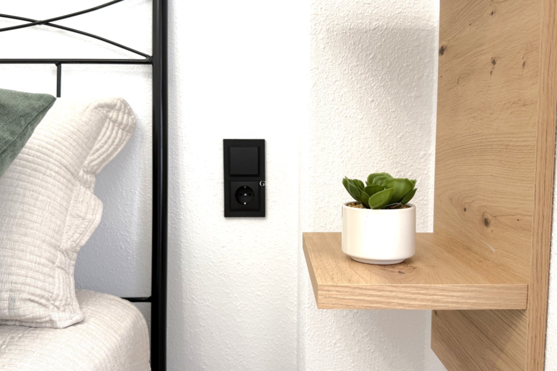 Odsprzedaż - MIESZKANIE -
TORREVIEJA - 
