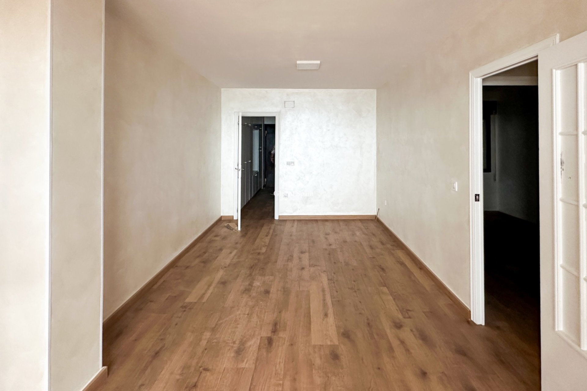 Odsprzedaż - MIESZKANIE -
TORREVIEJA - 