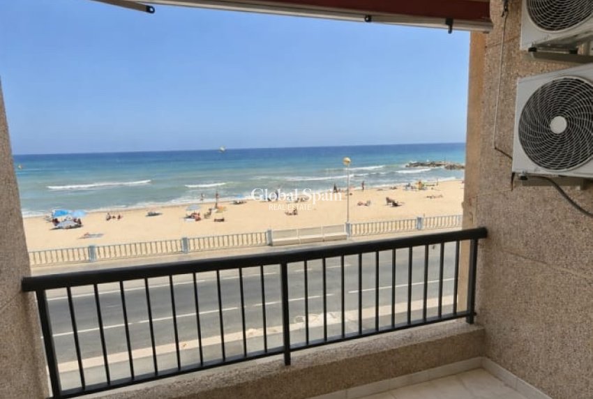 Odsprzedaż - MIESZKANIE -
TORREVIEJA - 