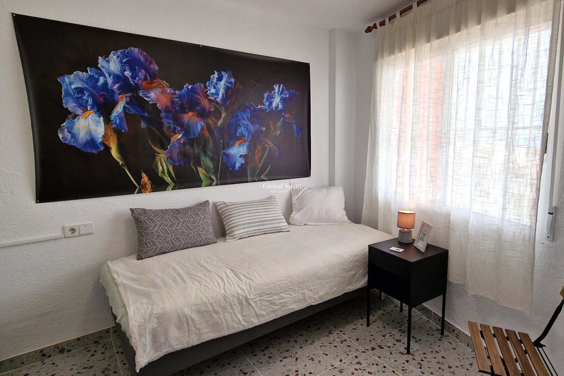 Odsprzedaż - MIESZKANIE -
TORREVIEJA - 