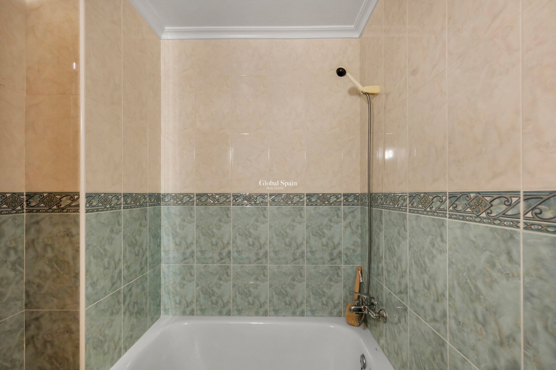 Odsprzedaż - MIESZKANIE -
TORREVIEJA - 