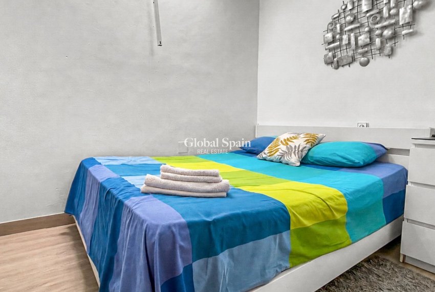 Odsprzedaż - MIESZKANIE -
TORREVIEJA - 
