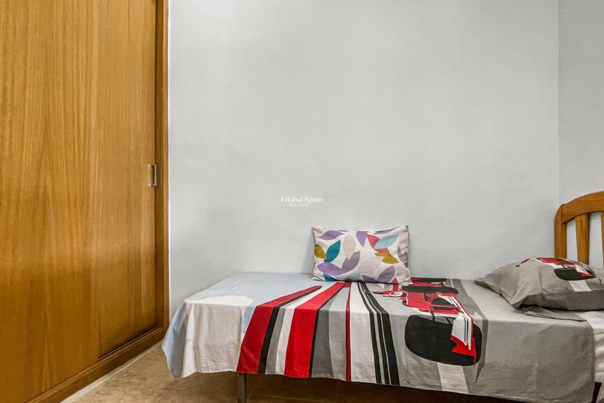 Odsprzedaż - MIESZKANIE -
TORREVIEJA - 