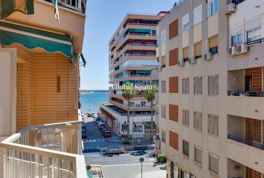 Odsprzedaż - MIESZKANIE -
TORREVIEJA - 