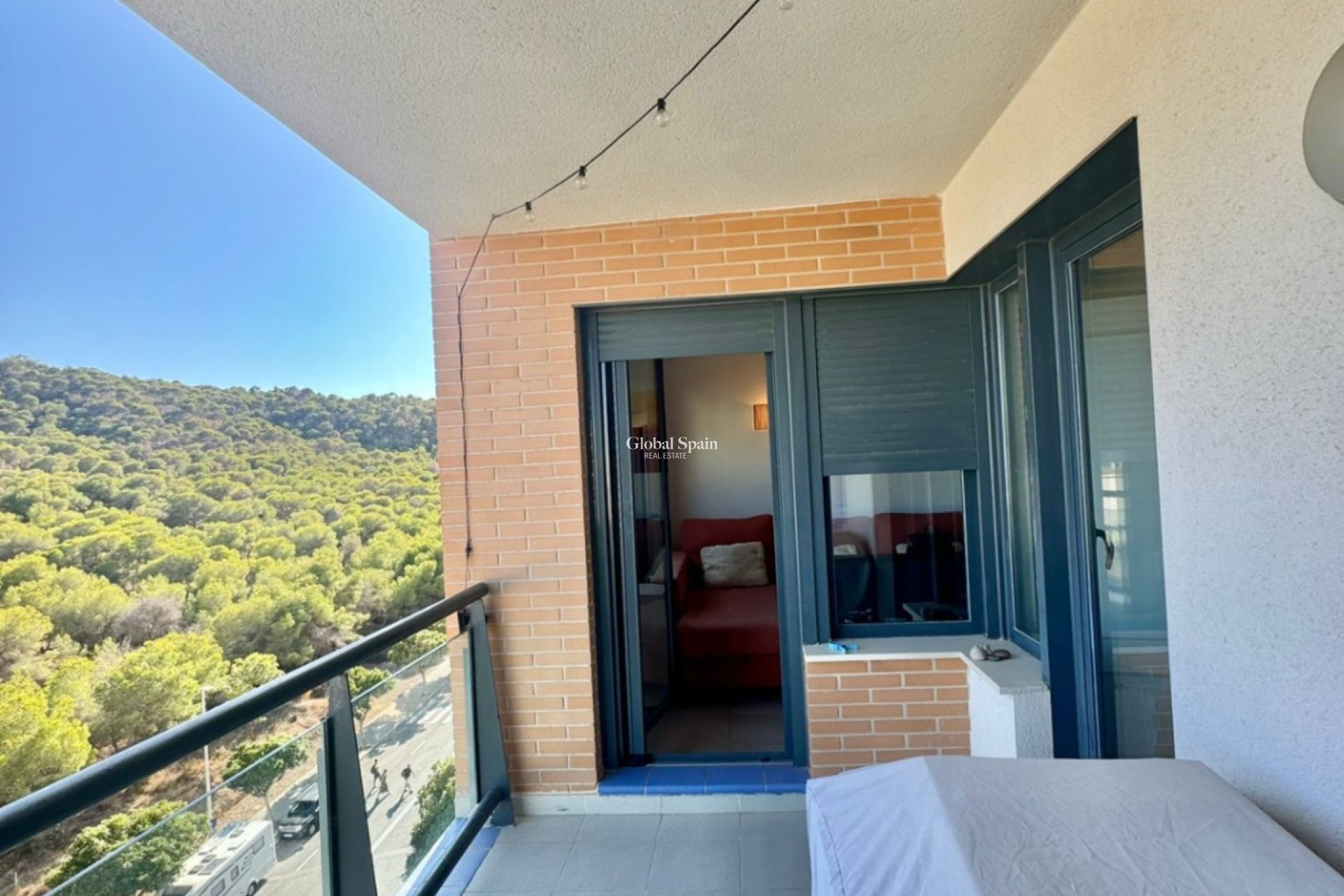 Odsprzedaż - MIESZKANIE -
VILLAJOYOSA - Costa Blanca