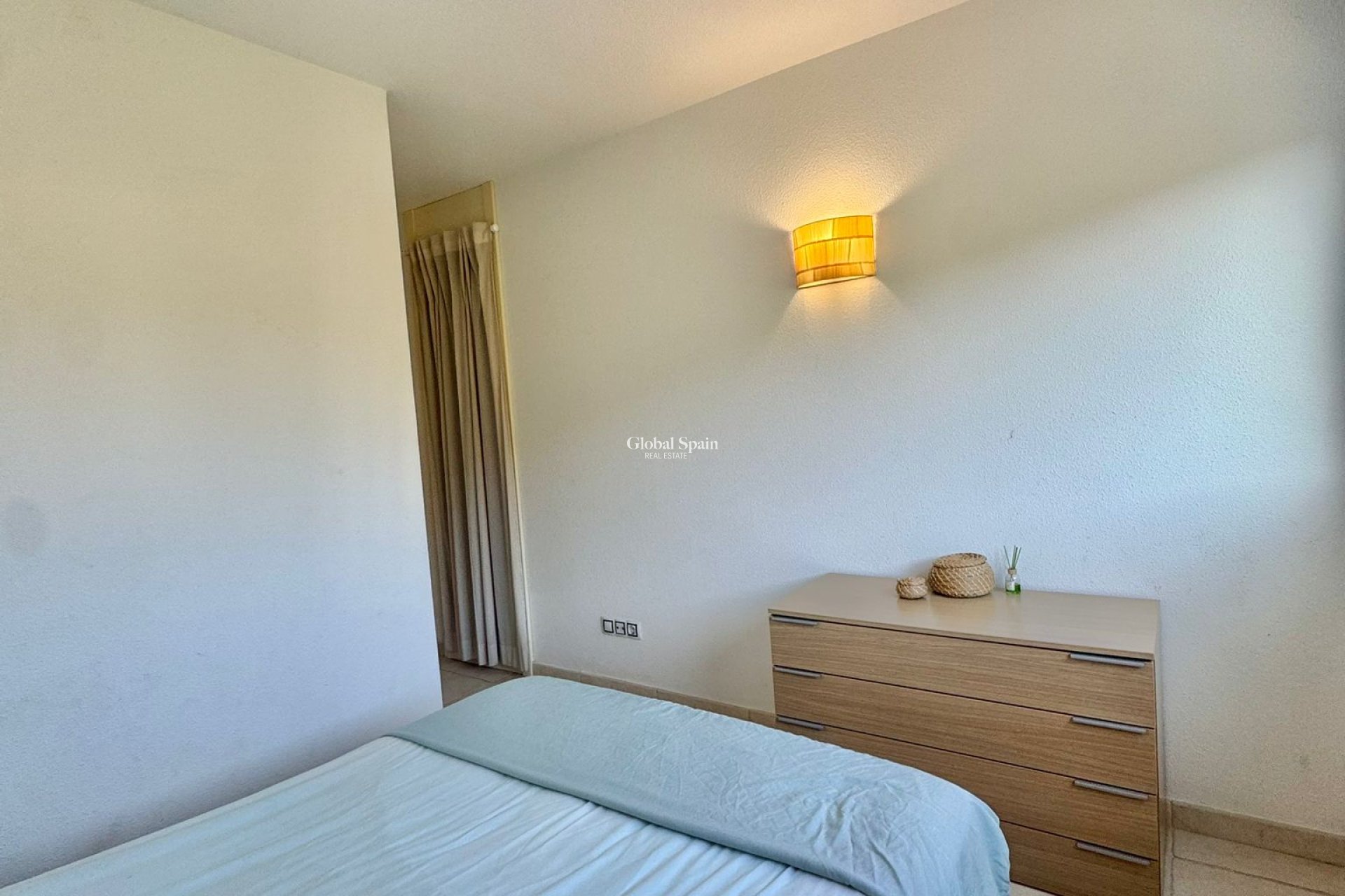 Odsprzedaż - MIESZKANIE -
VILLAJOYOSA - Costa Blanca