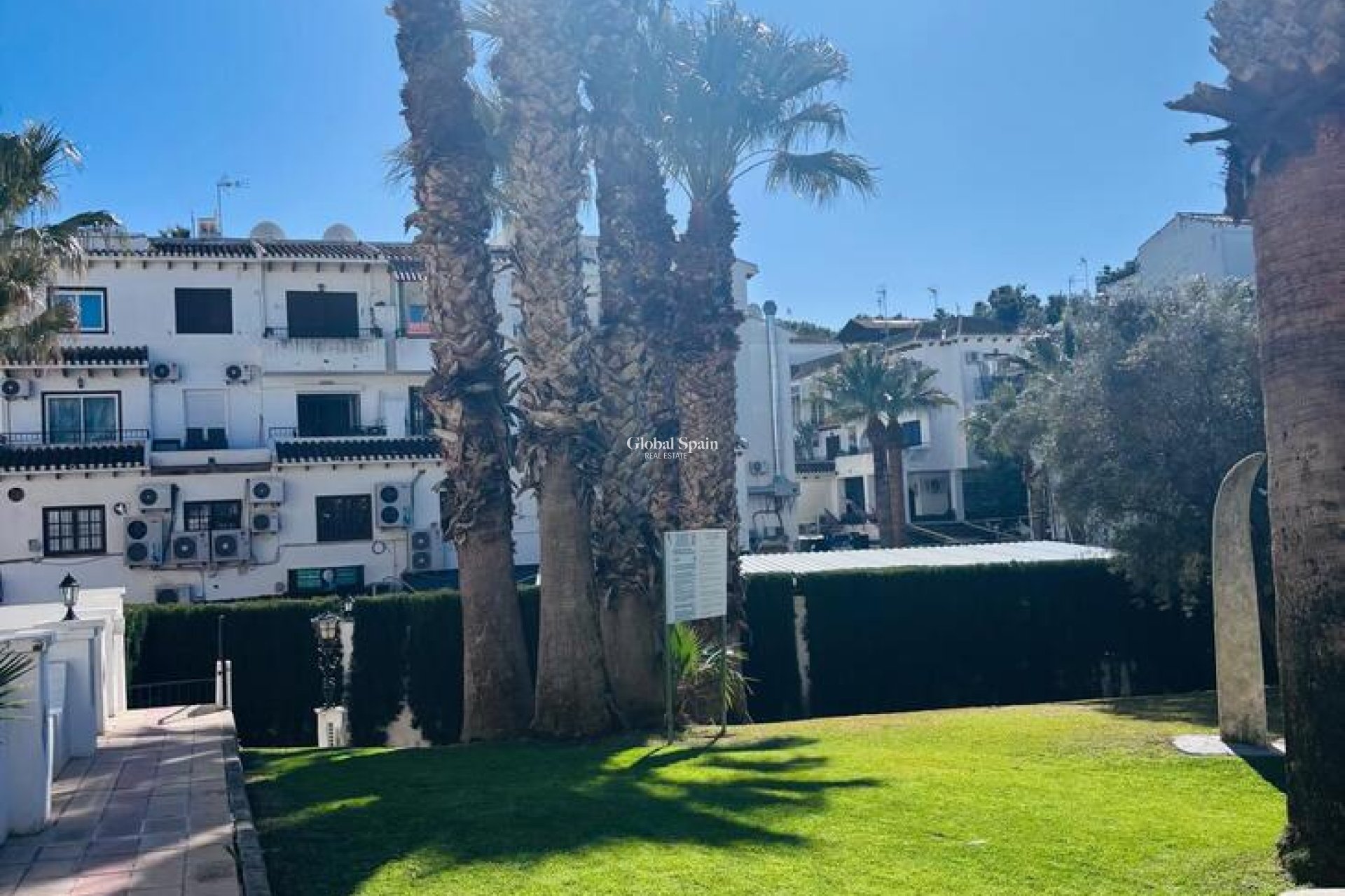 Odsprzedaż - MIESZKANIE -
VILLAMARTÍN - Costa Blanca