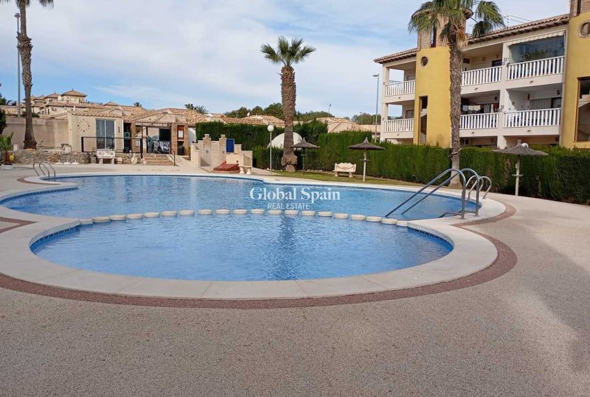 Odsprzedaż - MIESZKANIE -
VILLAMARTÍN - Costa Blanca