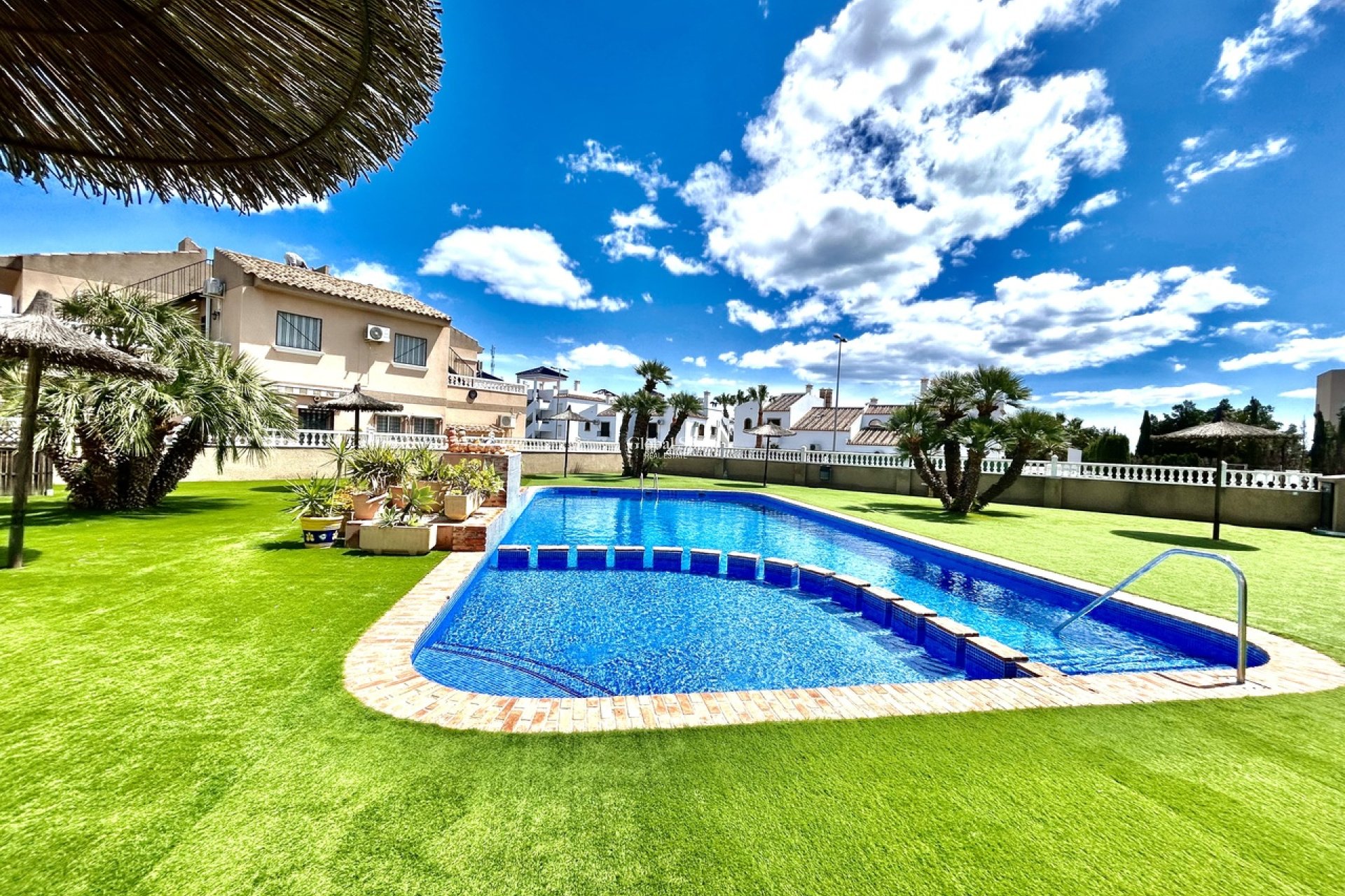 Odsprzedaż - MIESZKANIE -
VILLAMARTÍN - Costa Blanca