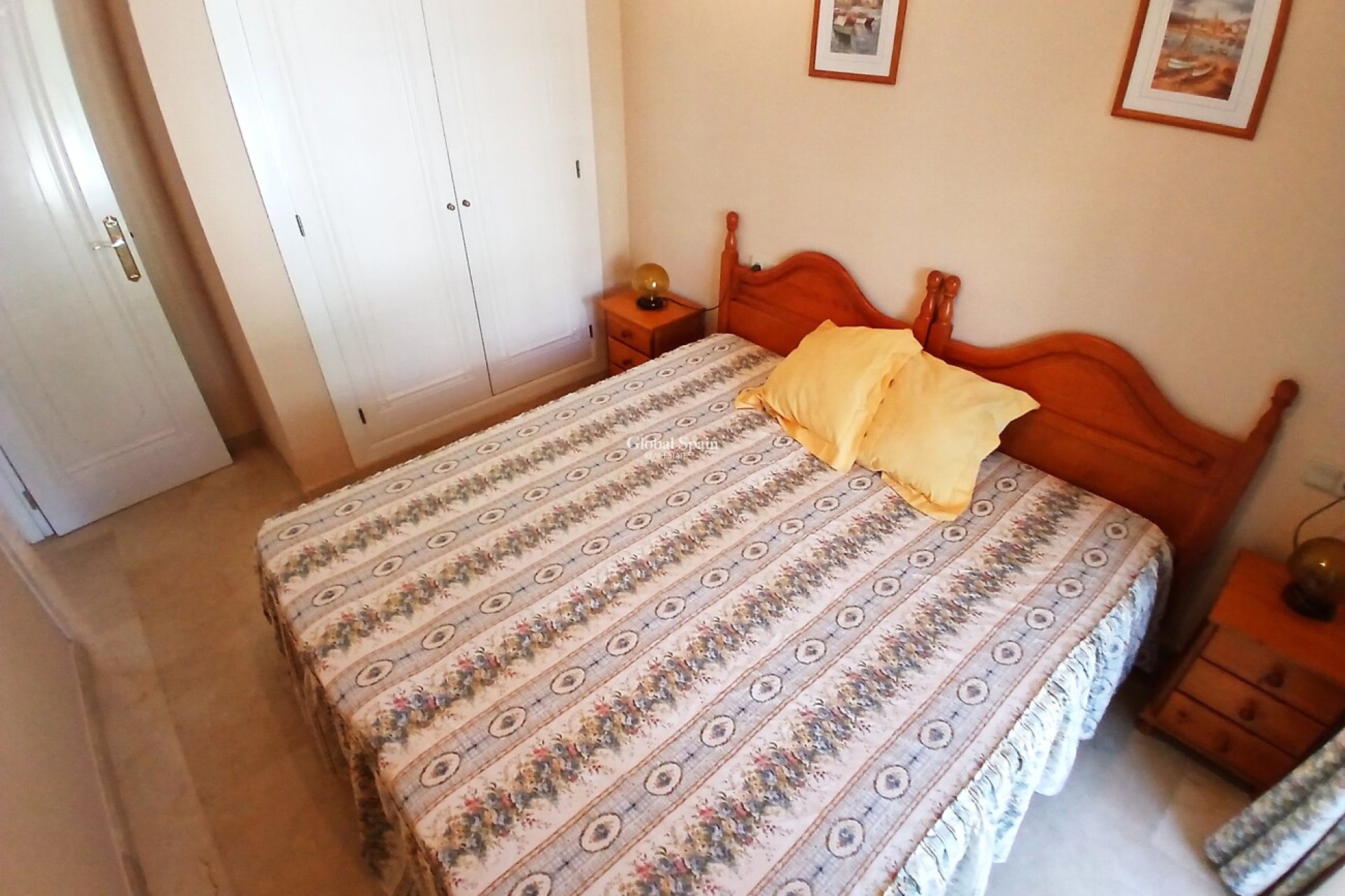 Odsprzedaż - MIESZKANIE -
VILLAMARTÍN - Costa Blanca