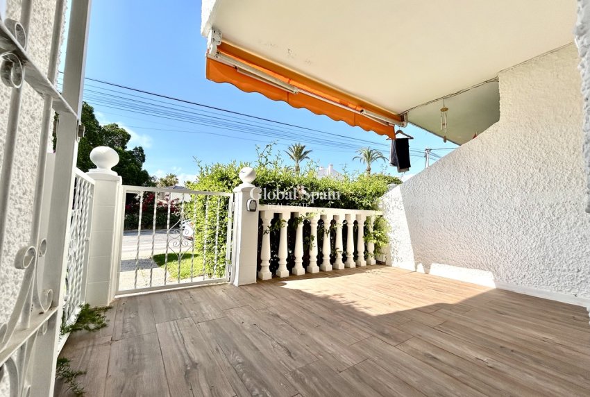 Odsprzedaż - MIESZKANIE -
VILLAMARTÍN - Costa Blanca