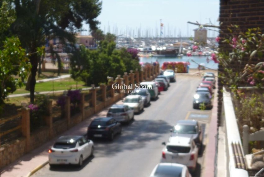 Odsprzedaż - MIESZKANIE -
VILLAMARTÍN - Costa Blanca