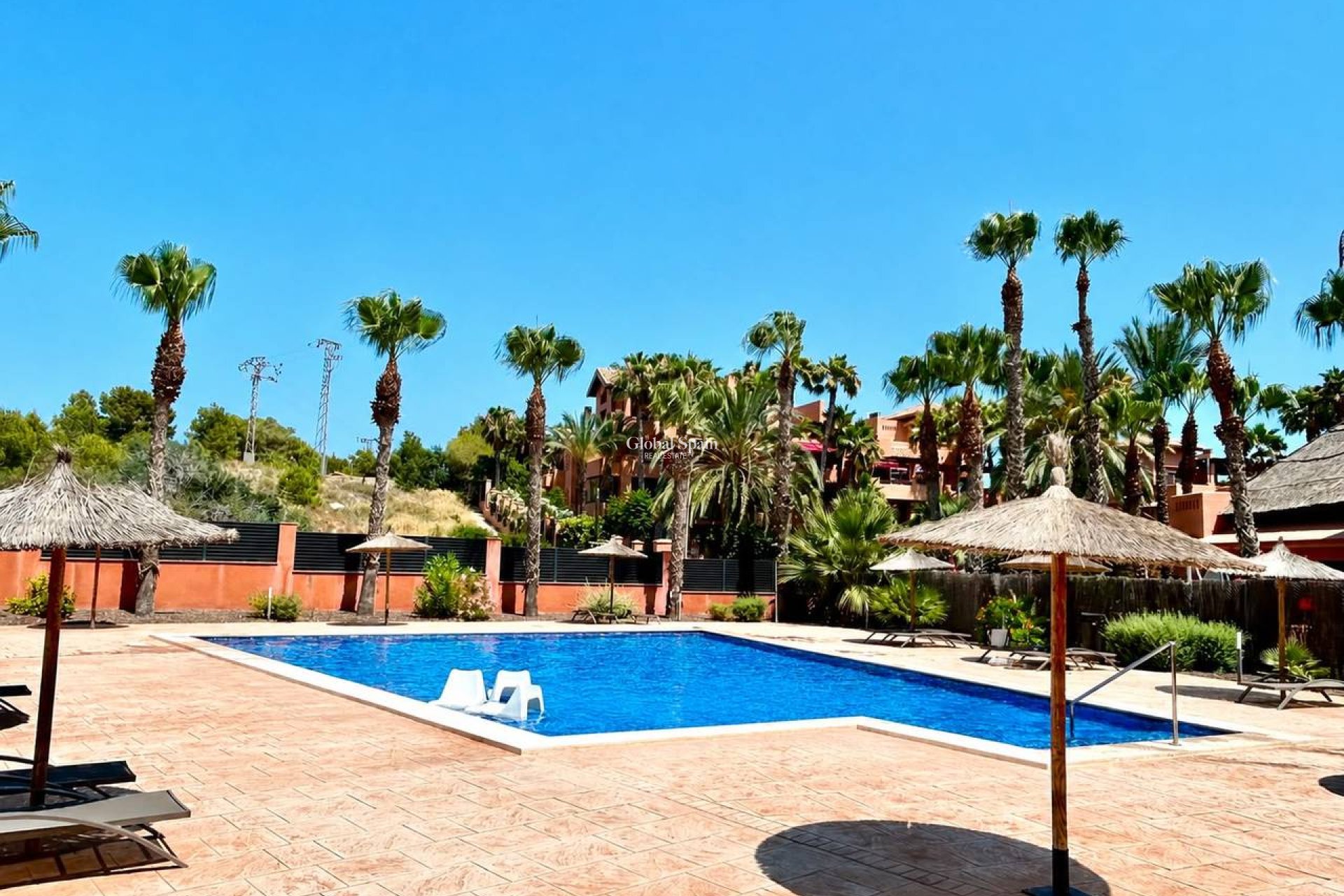 Odsprzedaż - MIESZKANIE -
VILLAMARTÍN - Costa Blanca