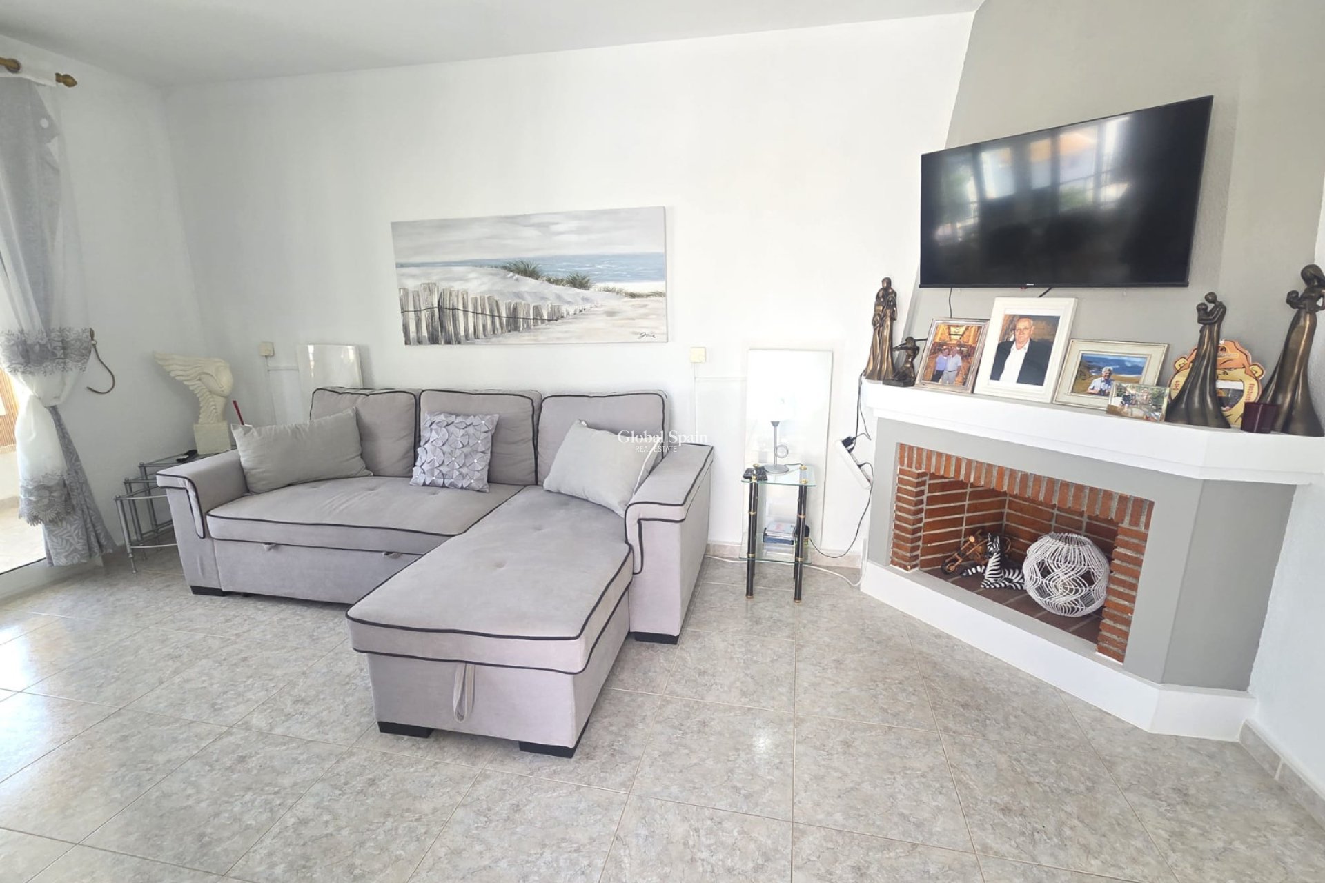 Odsprzedaż - MIESZKANIE -
VILLAMARTÍN - Costa Blanca