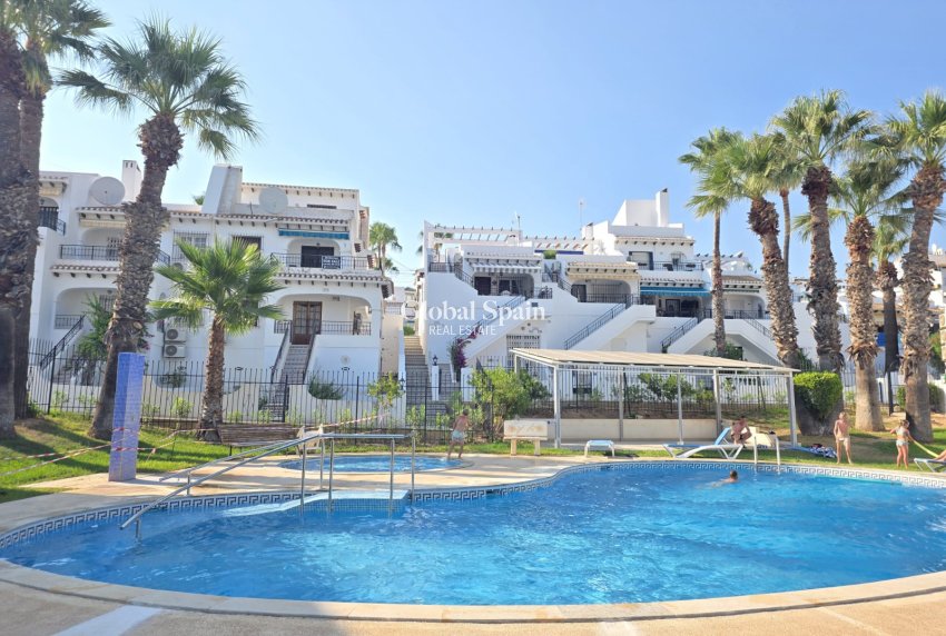 Odsprzedaż - MIESZKANIE -
VILLAMARTÍN - Costa Blanca