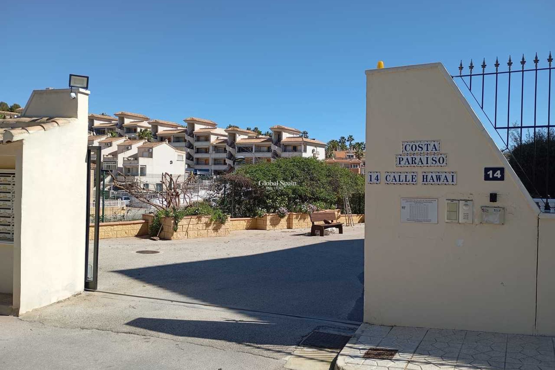 Odsprzedaż - MIESZKANIE -
VILLAMARTÍN - Costa Blanca