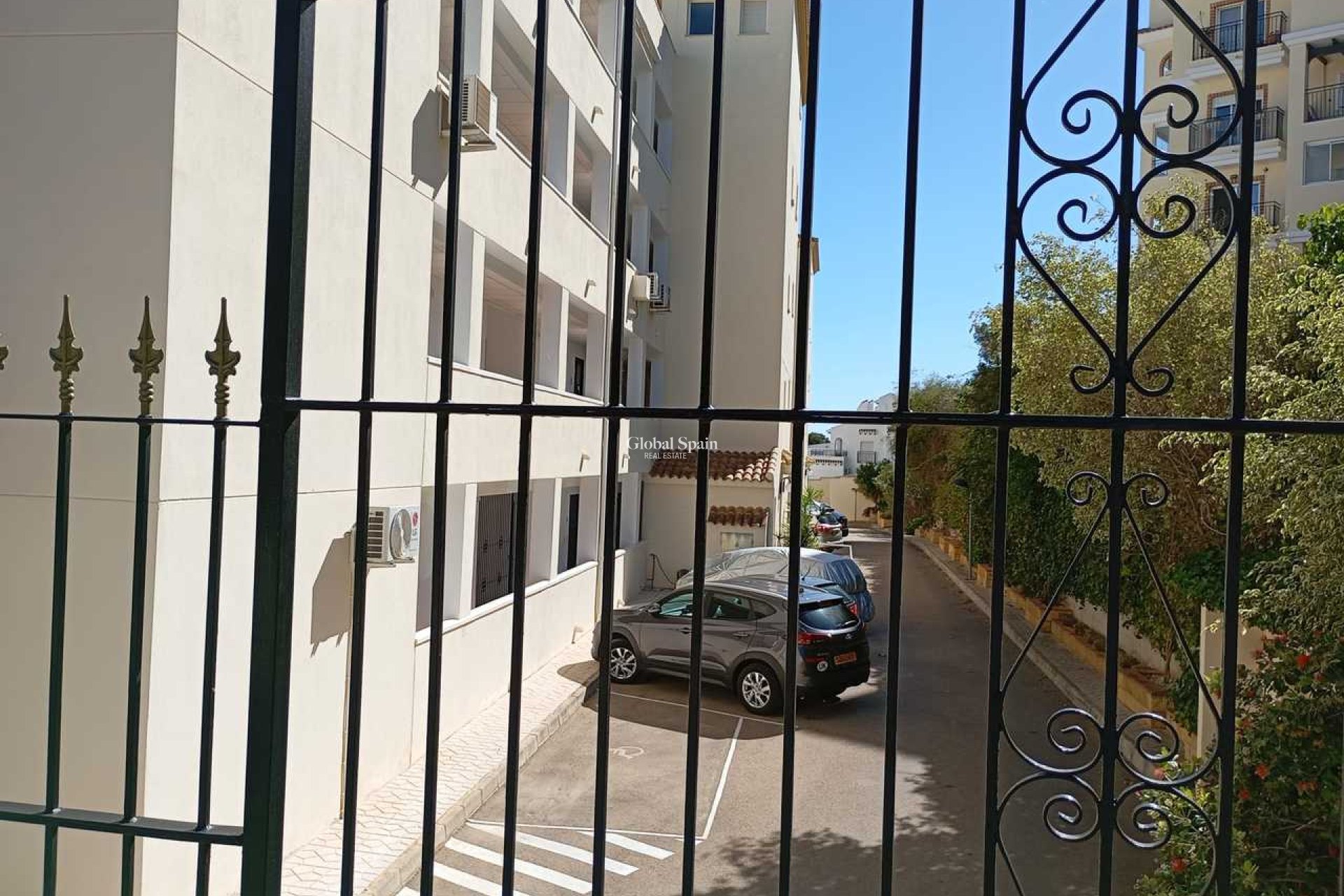 Odsprzedaż - MIESZKANIE -
VILLAMARTÍN - Costa Blanca
