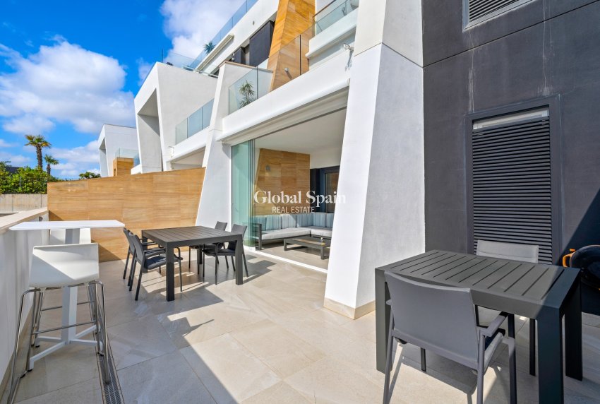 Odsprzedaż - MIESZKANIE -
VILLAMARTÍN - Costa Blanca