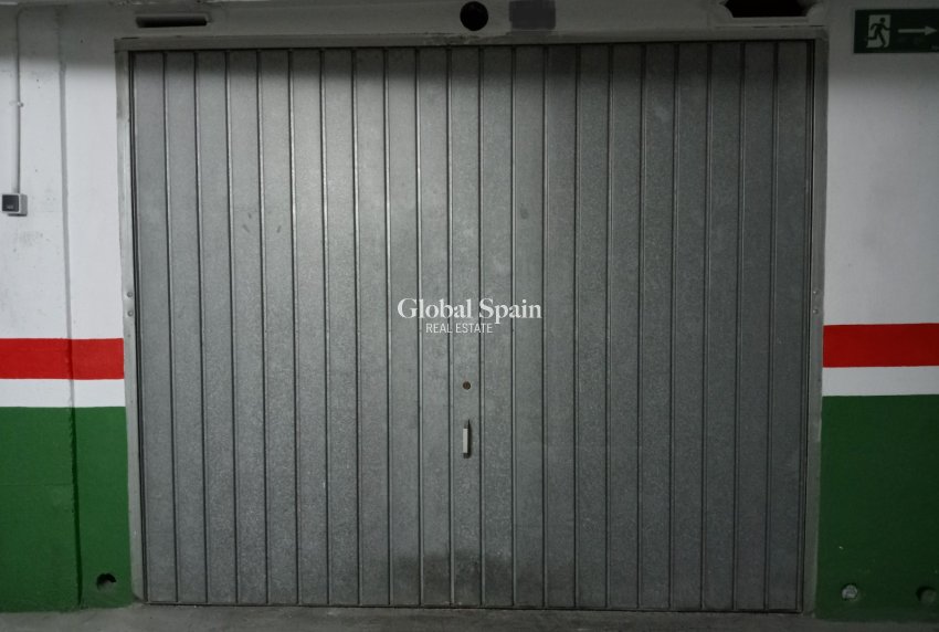 Odsprzedaż - NIERUCHOMOŚĆ KOMERCYJNA -
BENIDORM - Zona de Poniente