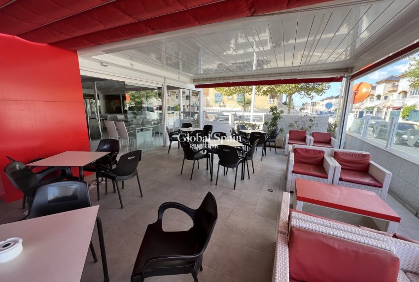 Odsprzedaż - NIERUCHOMOŚĆ KOMERCYJNA -
TORREVIEJA - Costa Blanca Sur