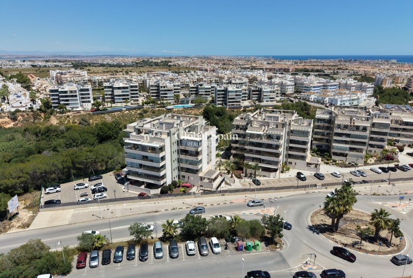 Odsprzedaż - Nieruchomość komercyjna (własność) -
Orihuela Costa - Los Dolses