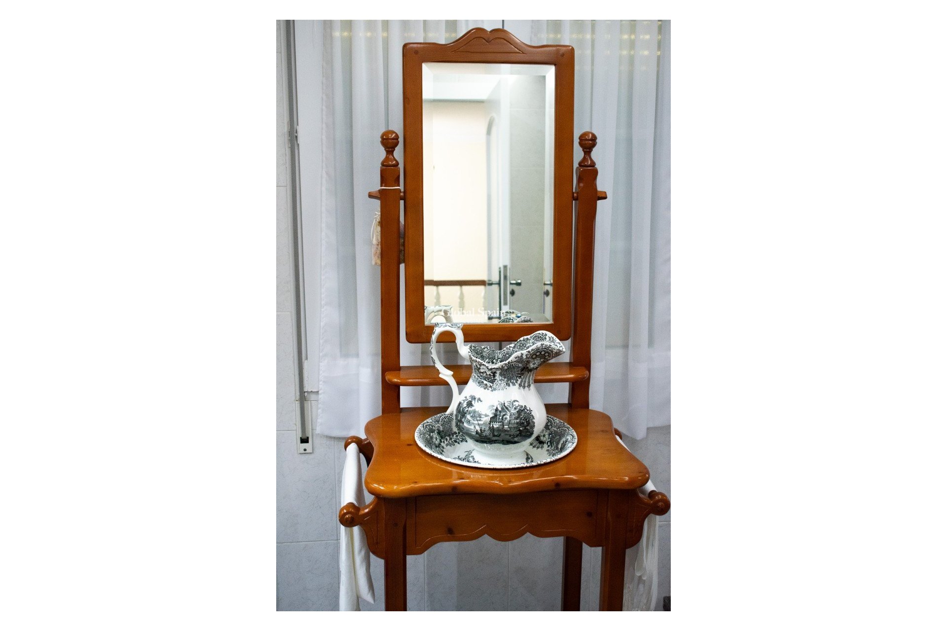 Odsprzedaż - Niezależna willa -
ORIHUELA COSTA - MUY CERCA DE LA PLAYA