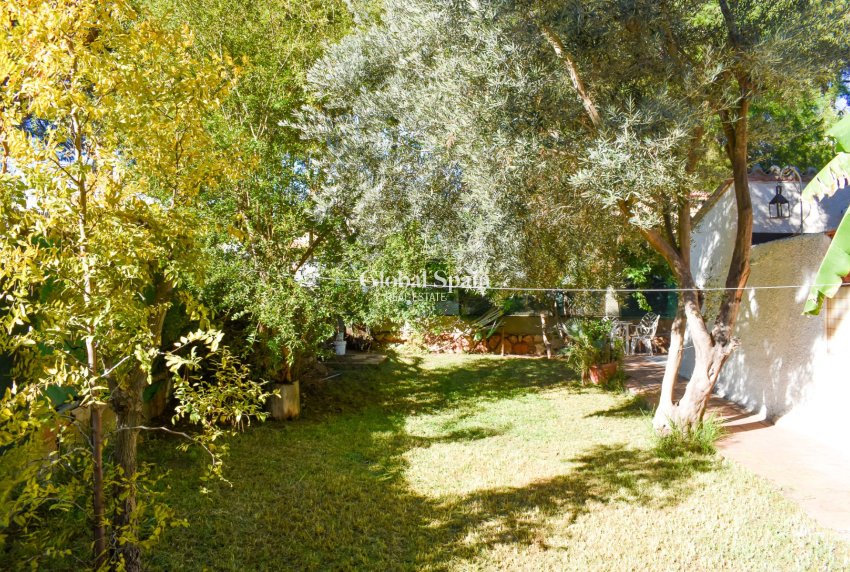 Odsprzedaż - Niezależna willa -
ORIHUELA COSTA - Punta Prima