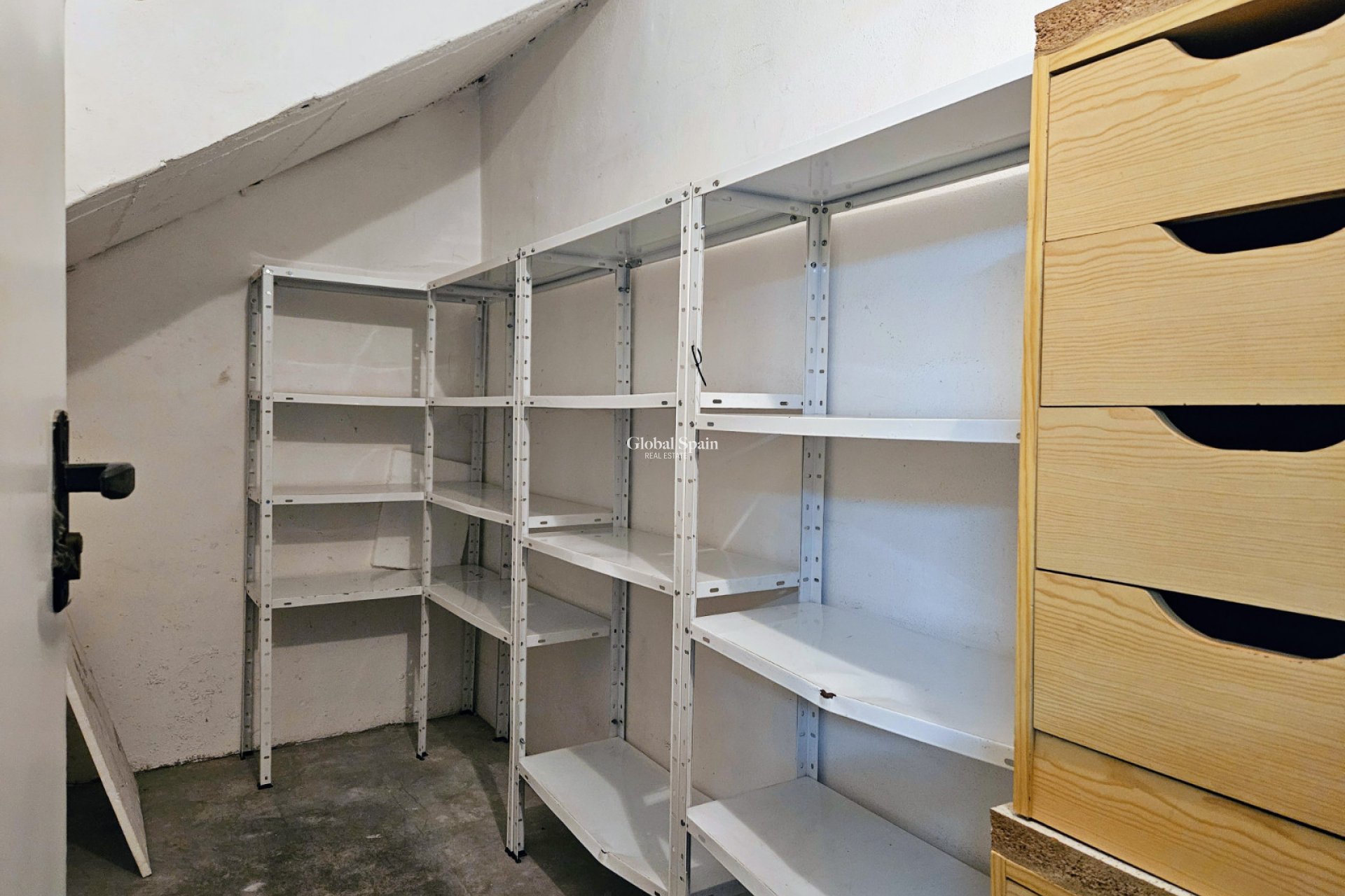 Odsprzedaż - Parking Space / Garage -
TORREVIEJA - Torrevieja