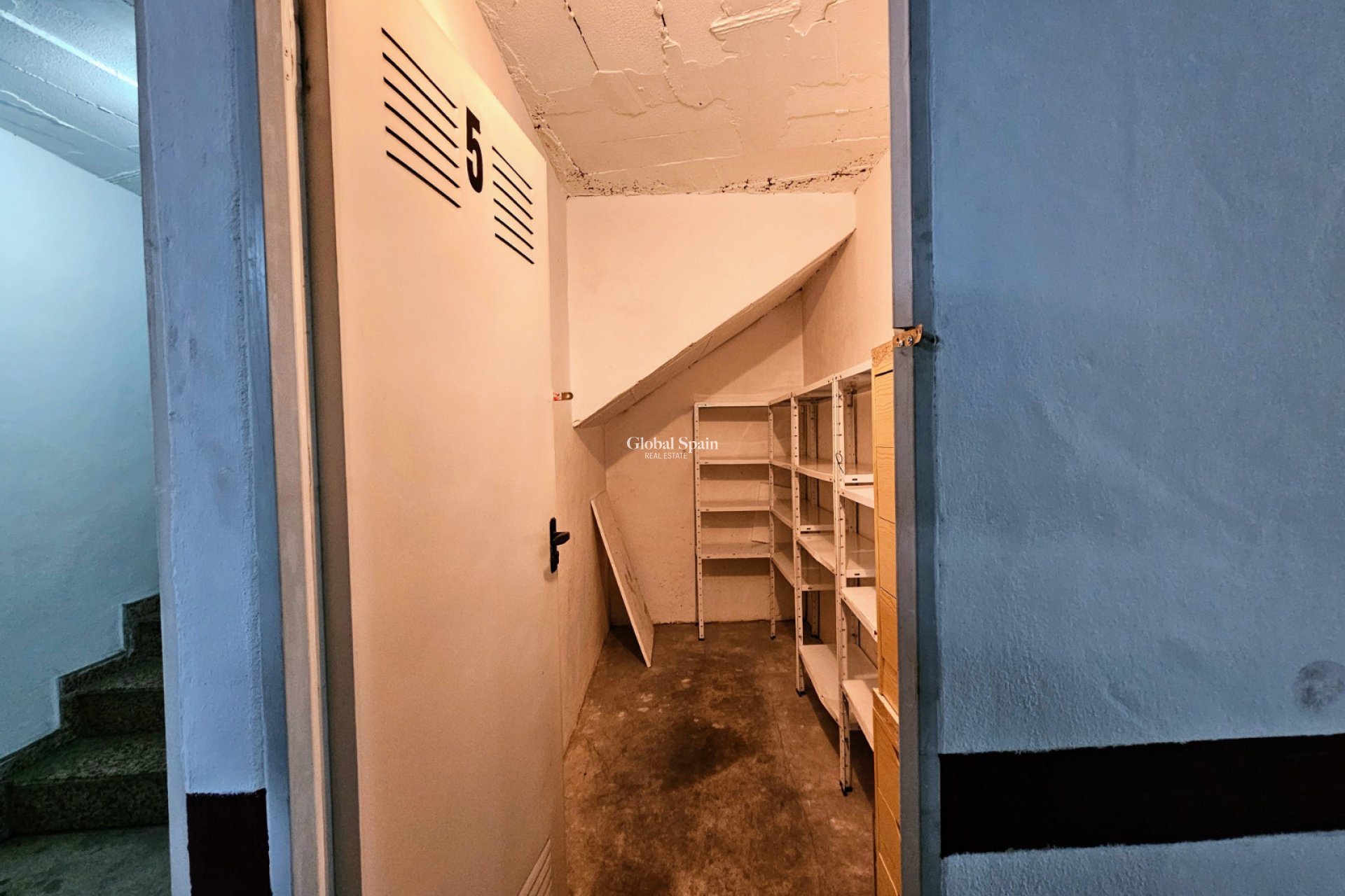 Odsprzedaż - Parking Space / Garage -
TORREVIEJA - Torrevieja