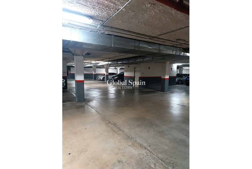 Odsprzedaż - Parking Space / Garage -
VILLAJOYOSA - Cala de Villajoyosa