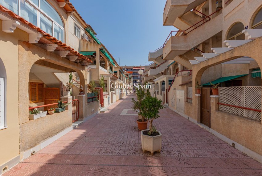 Odsprzedaż - Parter -
TORREVIEJA - Acequion