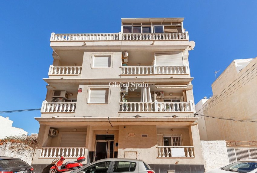 Odsprzedaż - Parter -
TORREVIEJA - La Mata