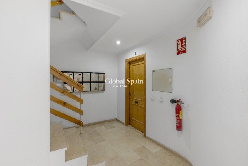 Odsprzedaż - Parter -
TORREVIEJA - La Mata