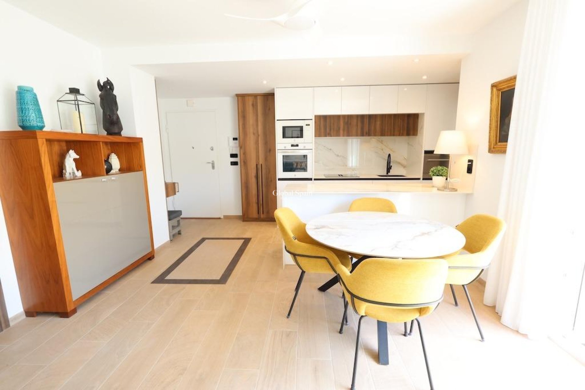 Odsprzedaż - PENTHOUSE -
ALGORFA - Inland