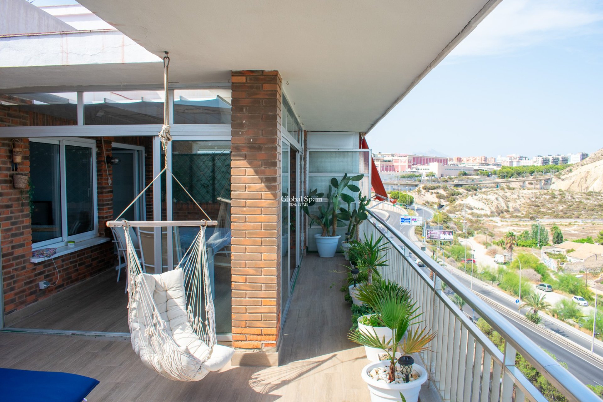 Odsprzedaż - PENTHOUSE -
ALICANTE - Casco antiguo