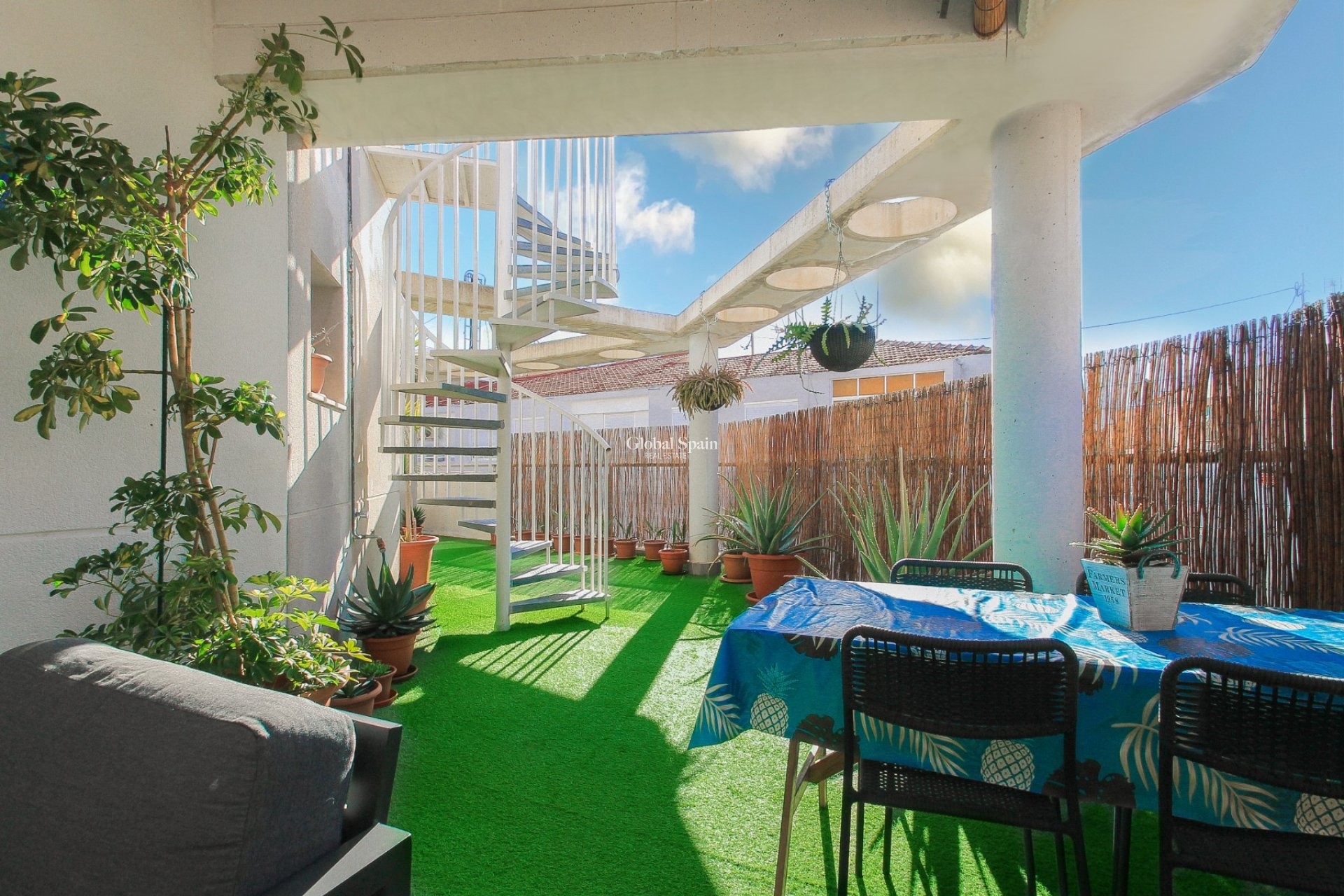 Odsprzedaż - PENTHOUSE -
ALICANTE - Costa Blanca