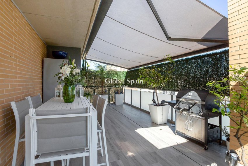 Odsprzedaż - PENTHOUSE -
ALICANTE - Pau 5