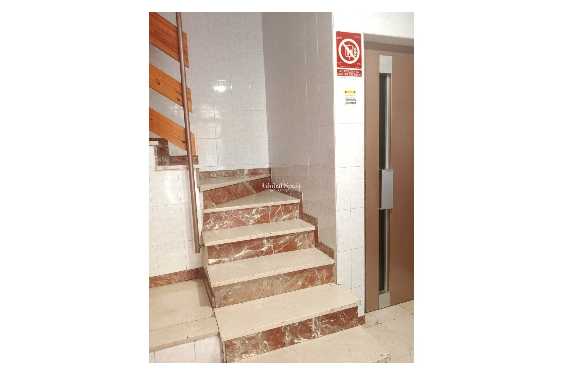 Odsprzedaż - PENTHOUSE -
BENIDORM - Centro