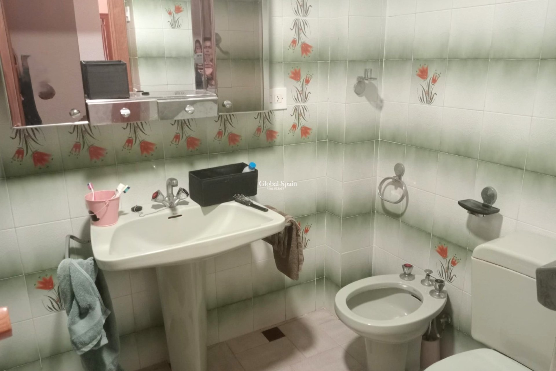 Odsprzedaż - PENTHOUSE -
BENIDORM - Centro