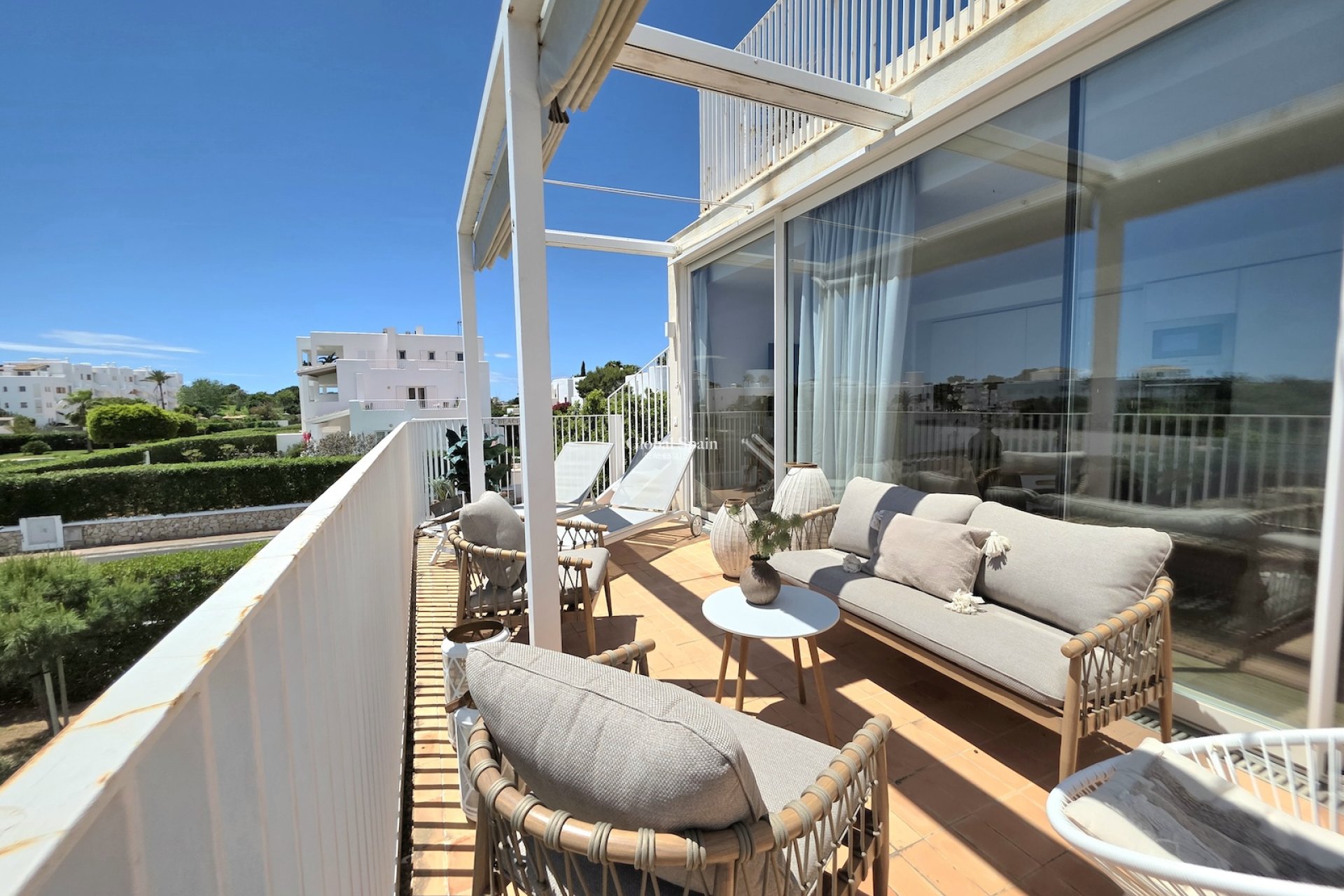 Odsprzedaż - PENTHOUSE -
Cala d'or - optional location detail
