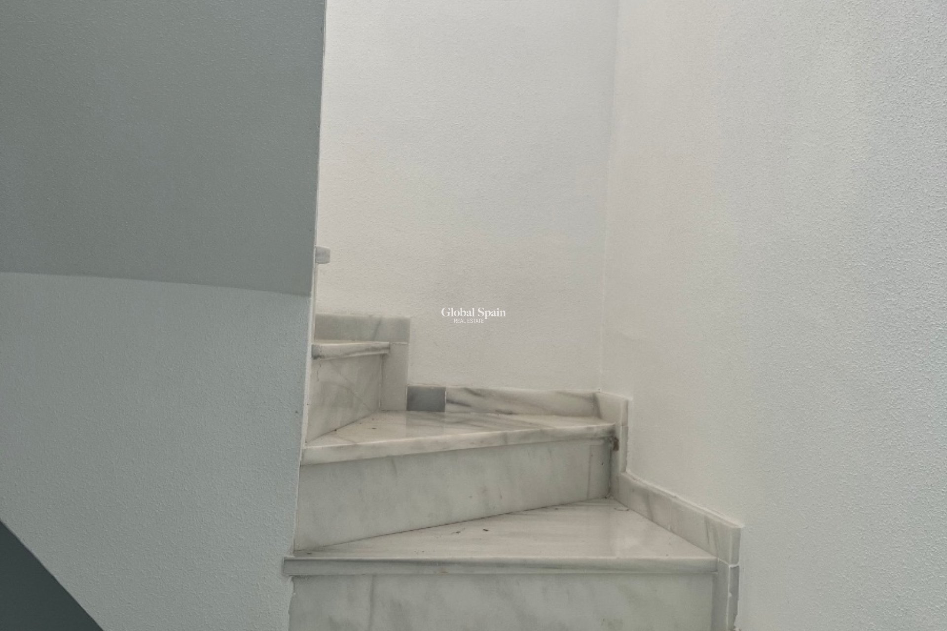 Odsprzedaż - PENTHOUSE -
CALPE - Zona Levante - Playa Fossa